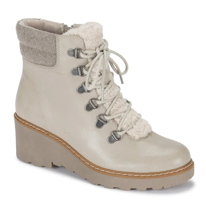 Women's Baretraps, Nasha Boot