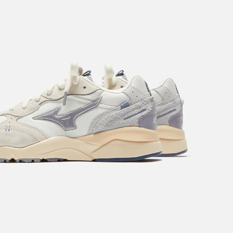 Mizuno Sky Medal - Beta White / Sand / Quicksilver