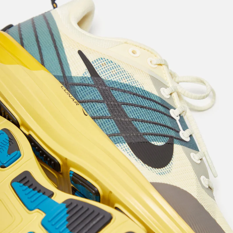 Nike Lunar Roam - Alabaster / Black / Lemon Drop / Green Abyss / Saturn Gold